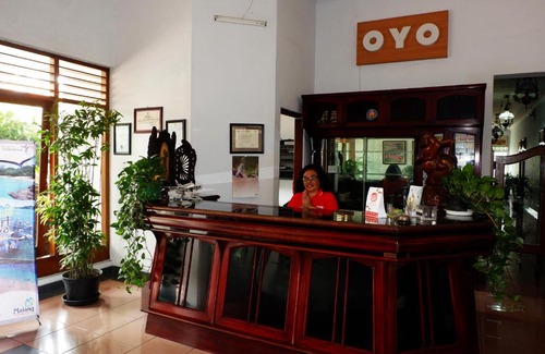 Lawang Hotel | OYO 517 Hotel Arjuna Lawang