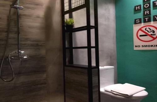 Klebang Besar Hotel | OYO 90899 Tube Hotel Melaka