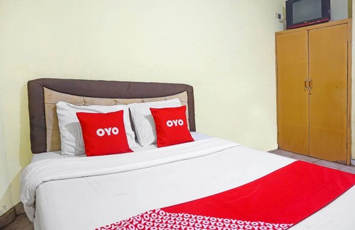 Paiton Hotel | OYO 91766 Fortuna Hotel Syariah