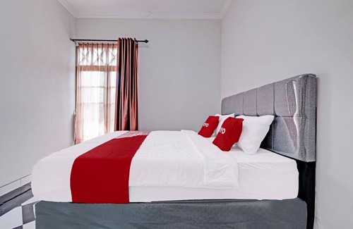 Ngemplak Hotel | OYO 92067 Sekar Gadung Homestay Syariah