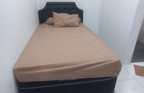 Purwokerto Hotel | OYO 94771 White House Arafah Syariah