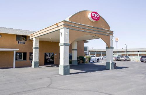 Casa Grande Hotel | OYO Hotel Eloy Casa Grande near I-10