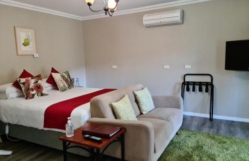 Oyster Cove Cabin | Oyster Cove Chalet