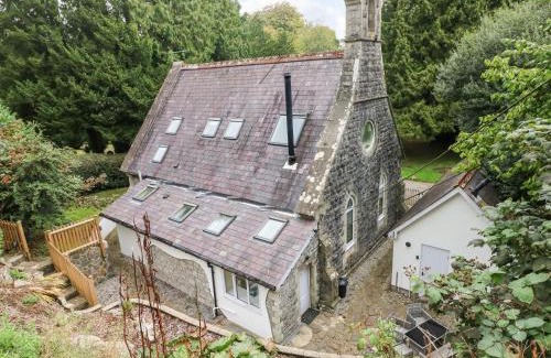 Mumbles House | Oystermouth Chapel