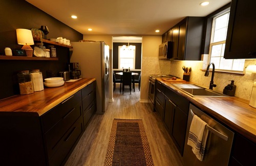 Clarksville House | Ozarks Country Retreat