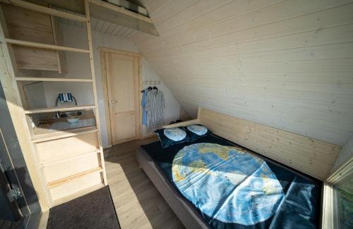 Suuresadama Other | Päikesemajake 1