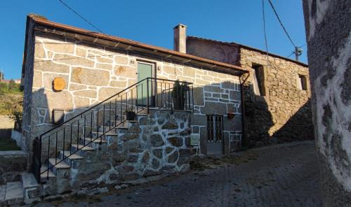 Montalegre House | Pé na Aldeia