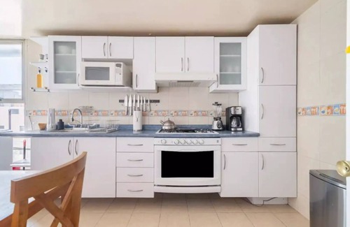 Del Valle Apartment | P403- 3BR/1BTH - One Bedroom Apartment, Sleeps 5