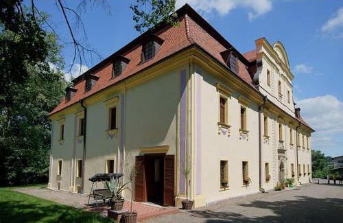 Niemcza House | Pałac Kietlin
