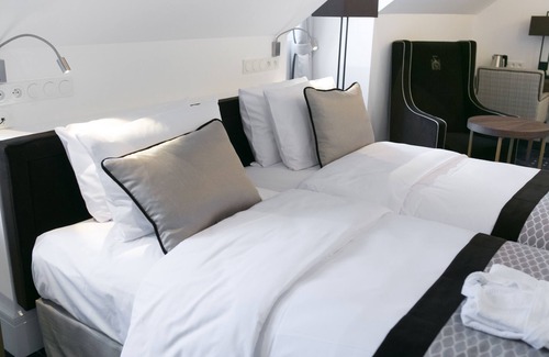 Sepolno Krajenskie Hotel | Pałac Komierowo