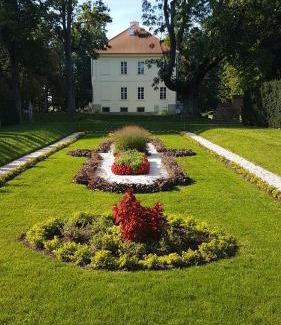 Ketrzyn Hotel | Pałac Nakomiady