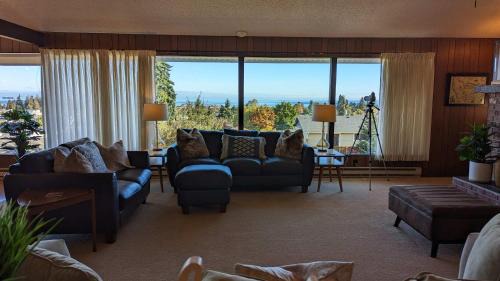 Port Angeles House | PA Horizon Hillside