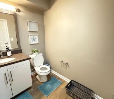 Ocean Park Apartment | Pacific Blue Townhome Walk to Ocean 2 Bed Apt WITH FREE PARKING