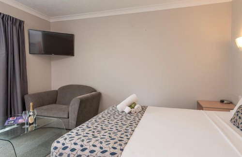 Labrador Hotel | Pacific Coast Motel