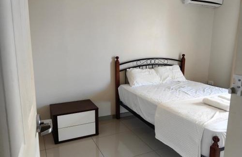 Martintar House | Pacific FairPrice Private room, shared kitchen