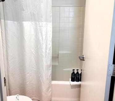 Oceano House | Pacific Plaza #204 - Eagles Nest - 1BdrmUp-K
