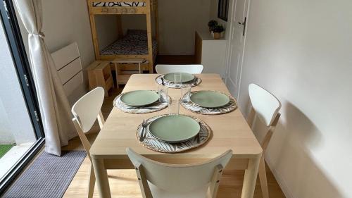 Saint-Germain-sur-Morin Apartment | Paco Homestay