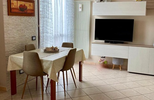 San Giuliano Milanese Apartment | Pacy - Park City Home