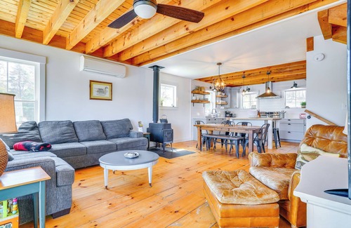 Wallingford House | Paddle, Swim & Hike: Family Lake House in Vermont