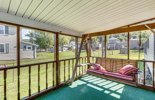 Paden City House | Paden City Home Near Ohio River!