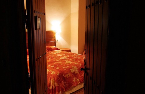 Torrejon El Rubio Hotel | Palacio Viejo de las Corchuelas