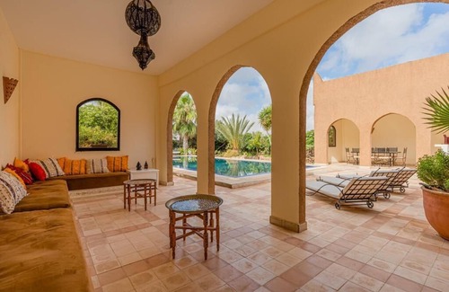 Zaouit Massa House | Palais ALSHAMS Experience Sahara Piscine Garden, 5 minutes from the ocean. Unique