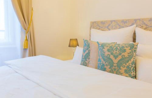 Klagenfurt am Woerthersee Apartment | Palais Gutenberg le Petit