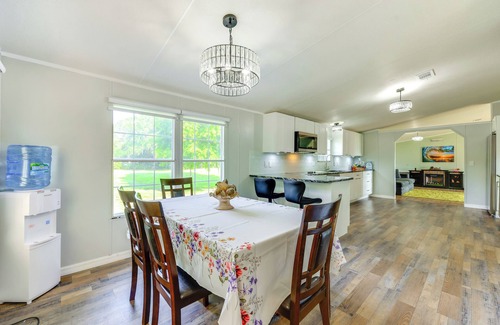 Palatka House | Palatka Hideaway w/Fireplace & Private Porch