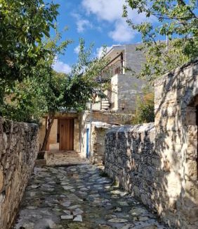 Lofou Apartment | Palazzino Luxury Suites