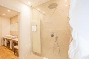 Verona City Centre House | Palazzo Monga Boutique Guesthouse