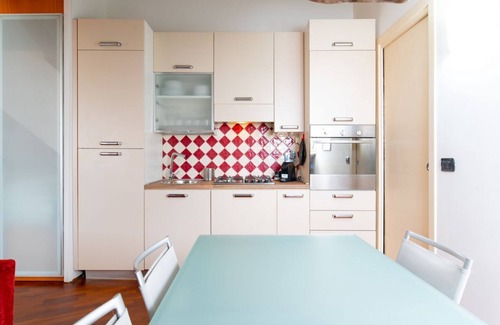 Roman Quarter Apartment | Palazzo Paesana: studio in a historic residence