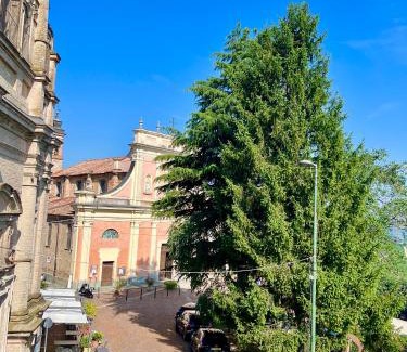 Neive House | Palazzotto Galarin
