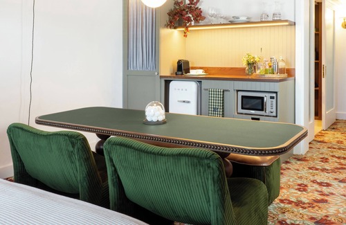 Beverly Grove Hotel | Palihouse West Hollywood at Beverly Hills