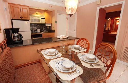 Palm Beach Shores Condo | Palm Beach Shores Resort-Beachfront Location-1-Bedroom Condo