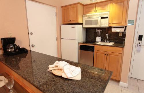 Palm Beach Shores Resort | Palm Beach Shores Resort and Vacation Villas