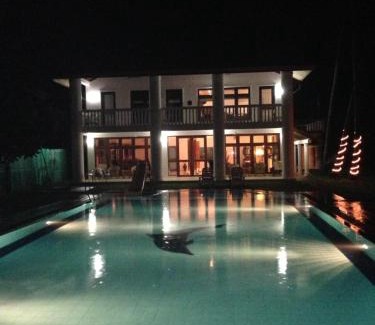 Wadduwa House | Palm Beach Villa