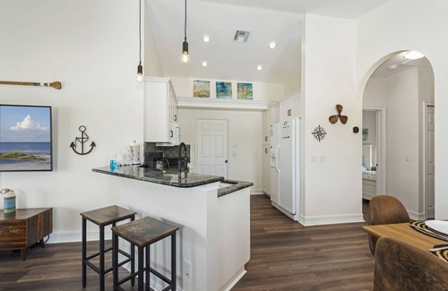 Fort Myers Beach House | Palm Island, cute pool home with 3 bedrooms