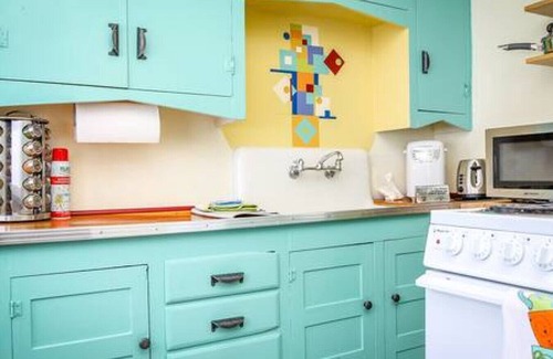 Baker City Apartment | Palmer House, Studio 3, Cozy Studio for 2 Downtown! Local Golfing 50% Off!