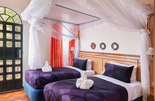 Murang'a Hotel | Palmera Gardens