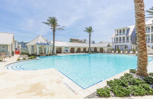 Port Aransas Apartment | Palmilla Beach Resort Sea Gate Condominiums #206