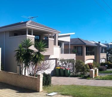 Palmyra House | Palmyra Secure holidays Townhouse