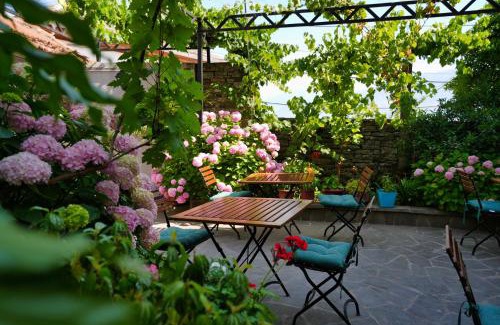 Gjirokaster Hotel | Palorto Traditional Hotel