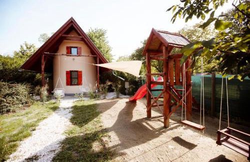 Nagylapos House | PAMPUSKA Apartman