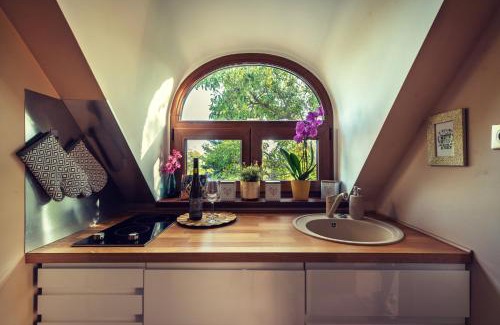 Balatongyorok Apartment | Panorama Home