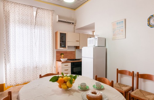 Coste House | Panoramic Casavacanza in Villa with Pool on the slopes of Etna, SUNSHINE