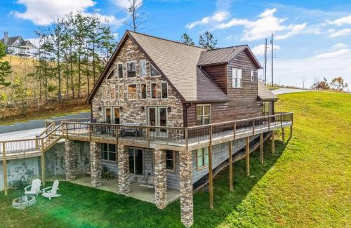 Maynardville House | Panoramic Perch