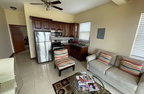 Road Town Villa | Panoramic View-City View Luxury Villa 4
