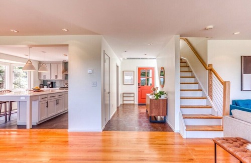West Stockbridge House | Panoramic Views, Indoor Pool by Evergreen Home