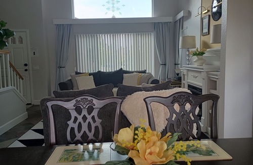 Rancho Penasquitos House | Panoramic Views with Relaxing Resort Feel