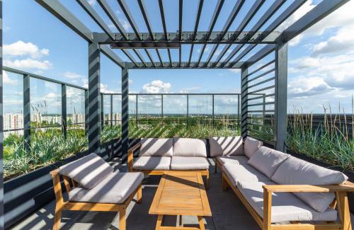 Nowe Miasto Apartment | Panoramica House 17 piętro, darmowy parking,samodzielne meldowanie, faktura vat